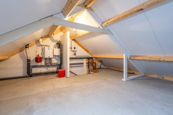 Photo 22 of Bevert 64