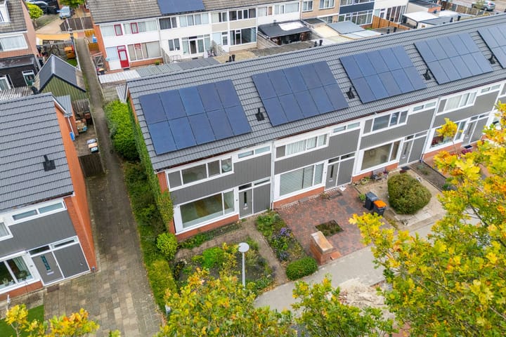 Photo 24 of Bevert 64