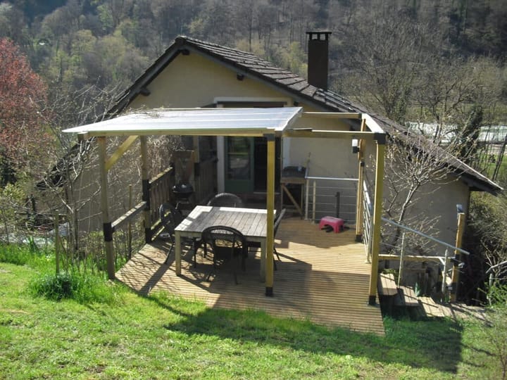 Foto 2 van 5 Chem. du Tunnel