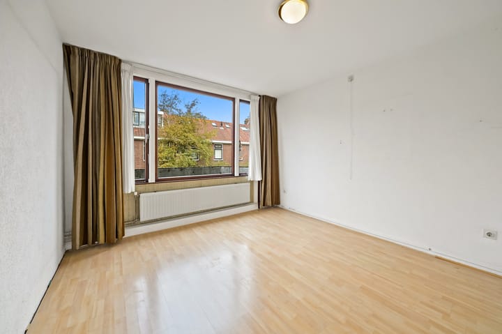 Photo 19 of Fransen van de Puttestraat 25