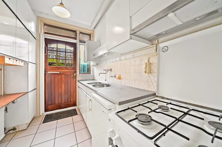 Photo 11 of Fransen van de Puttestraat 25