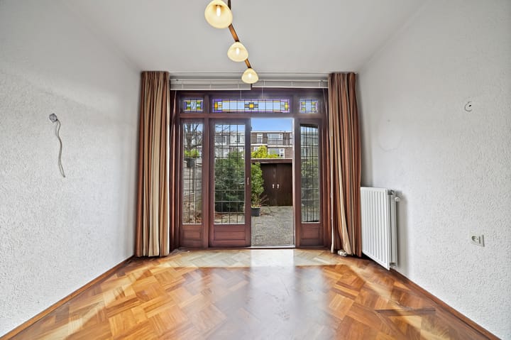 Photo 7 of Fransen van de Puttestraat 25