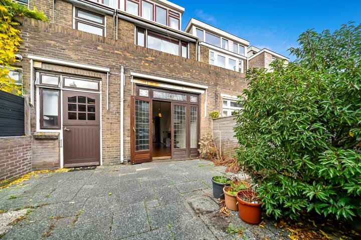 Photo 10 of Fransen van de Puttestraat 25