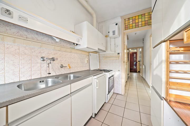 Photo 12 of Fransen van de Puttestraat 25