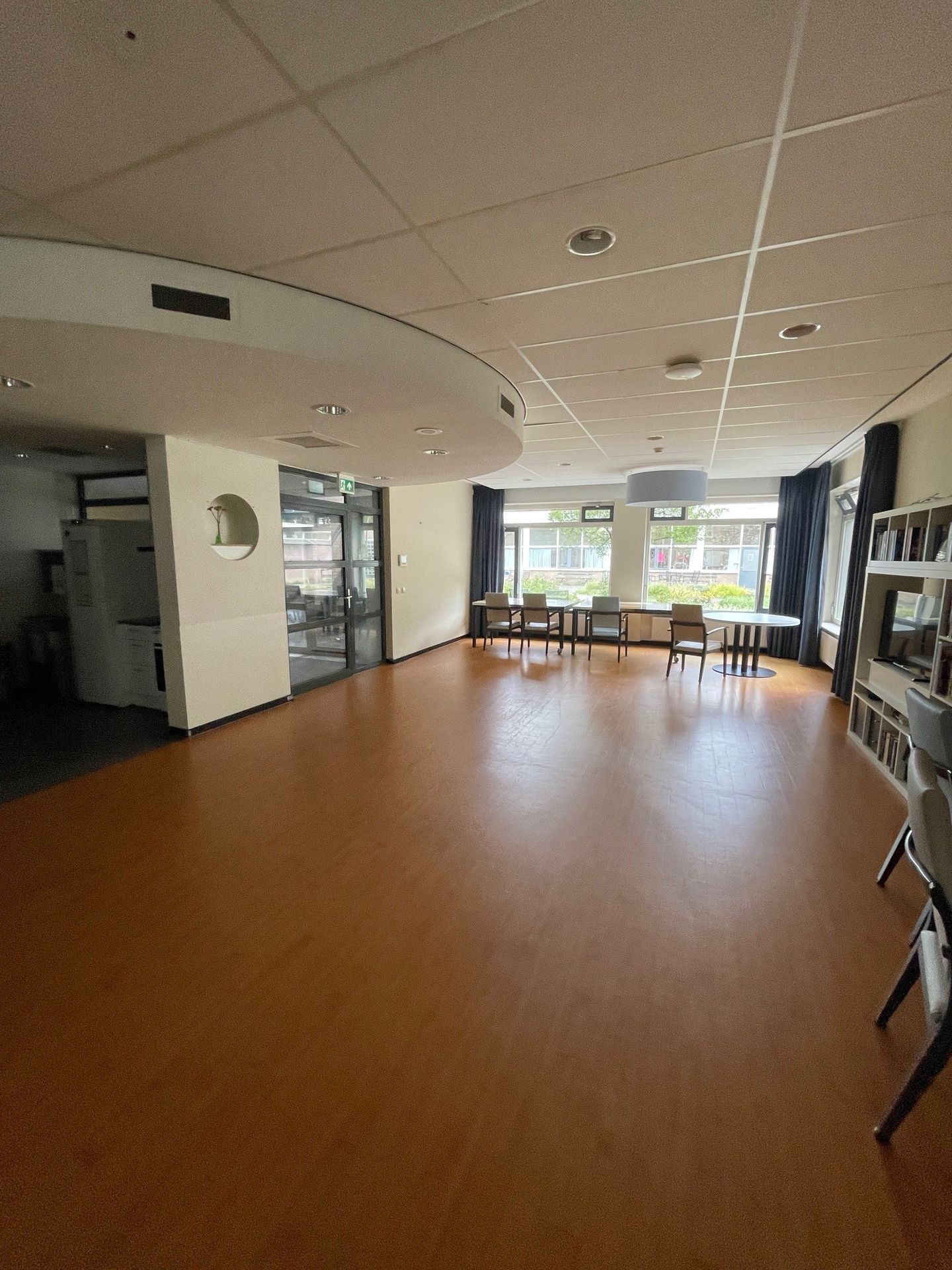 Bekijk foto 2 van Groen van Prinstererweg 38