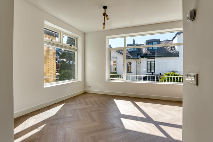 Photo 4 of Brinkstraat 30-A