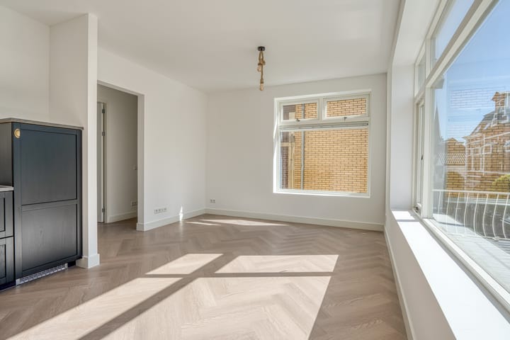 Photo 16 of Brinkstraat 30-A