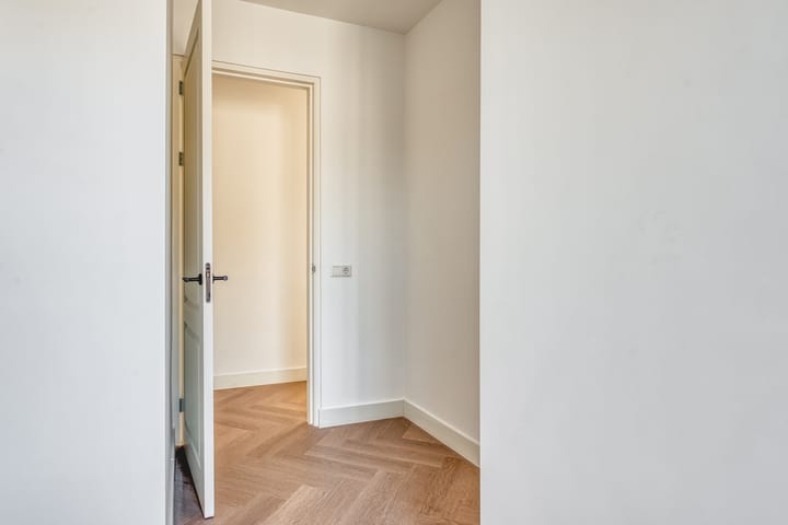 Photo 24 of Brinkstraat 30-A