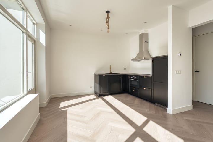 Photo 7 of Brinkstraat 30-A