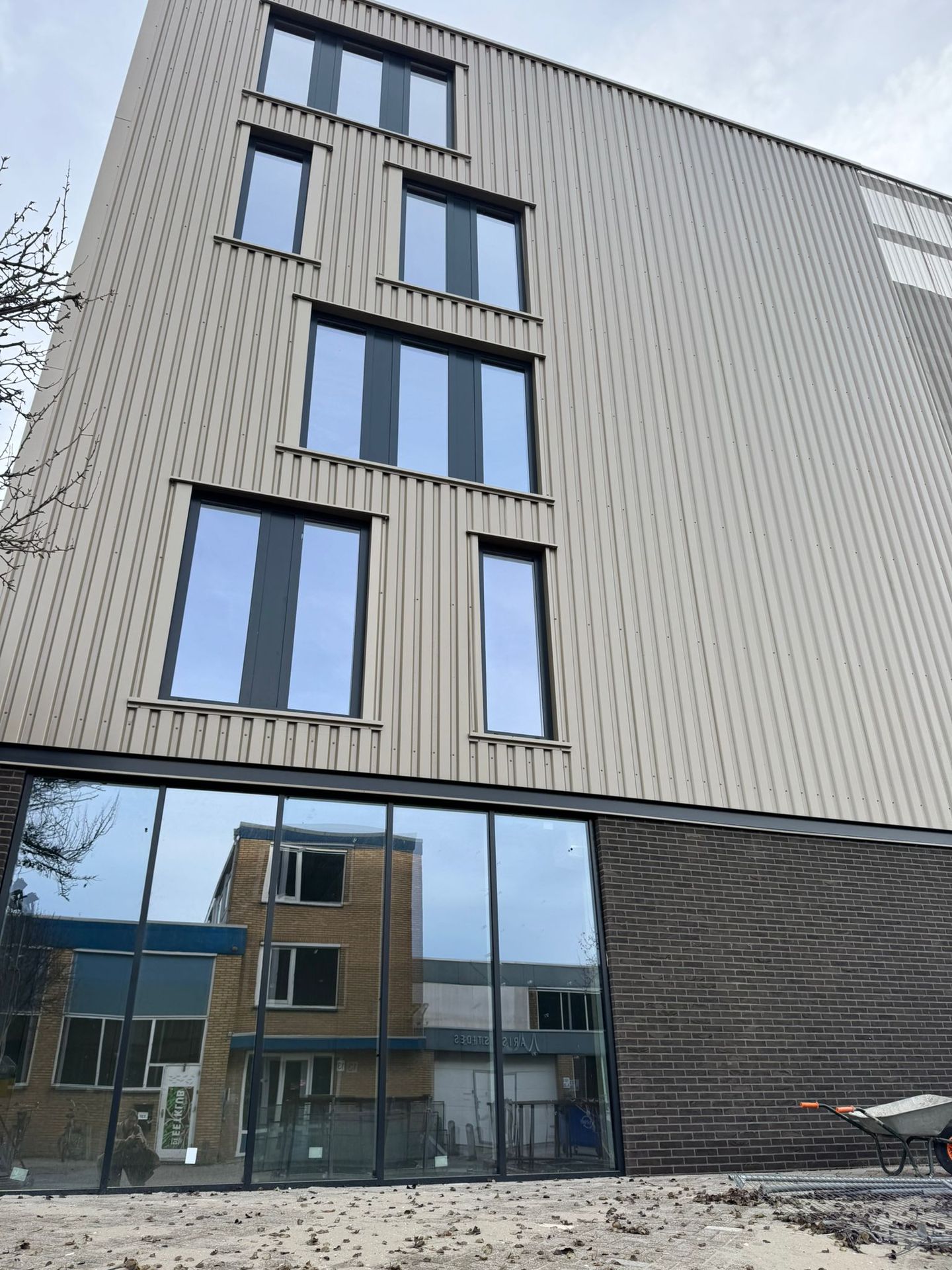 View photo 3 of Robert Peereboomweg 18