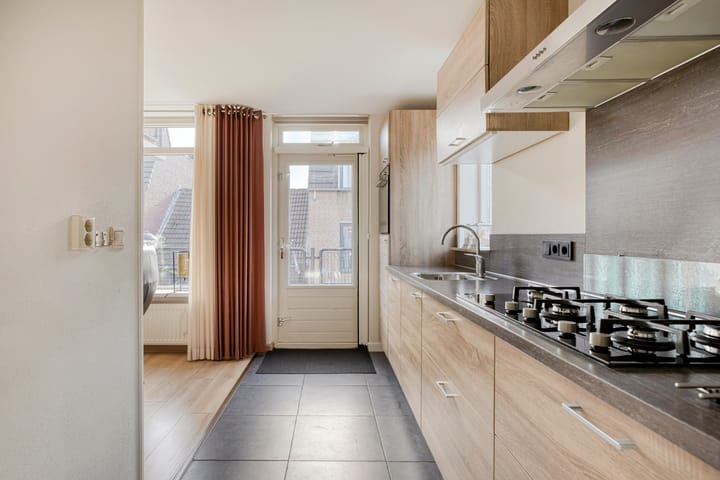 Foto 16 van Kapelstraat 10-E