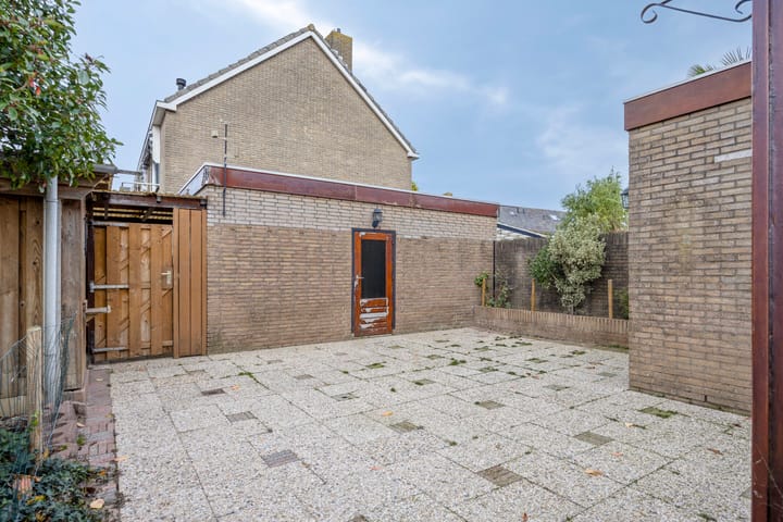 Photo 38 of Acaciastraat 15