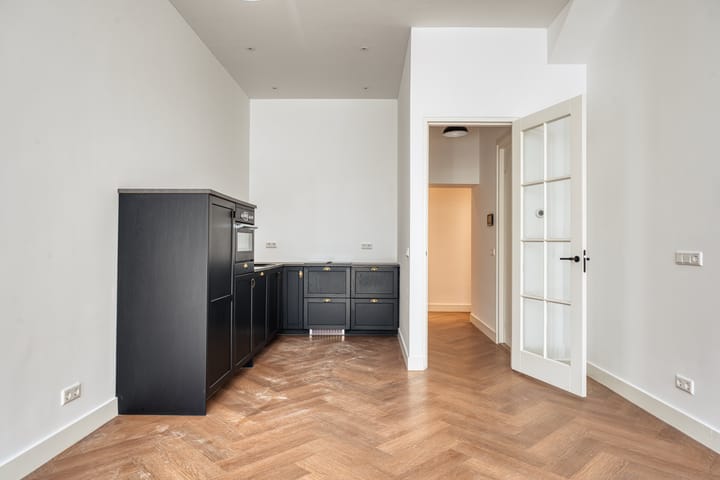 Photo 8 of Brinkstraat 32