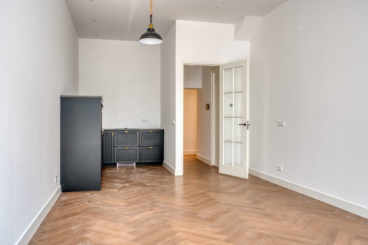 Photo 9 of Brinkstraat 32