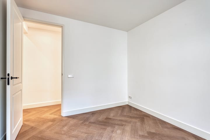 Photo 20 of Brinkstraat 32