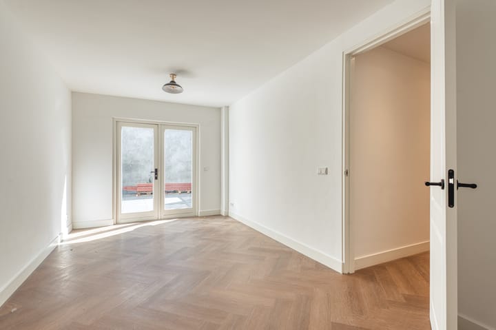 Photo 27 of Brinkstraat 32