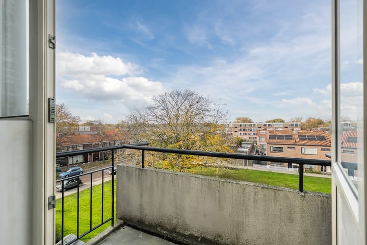 Photo 14 of Goudenregenstraat 27