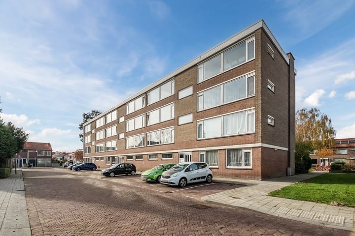 Photo 20 of Goudenregenstraat 27