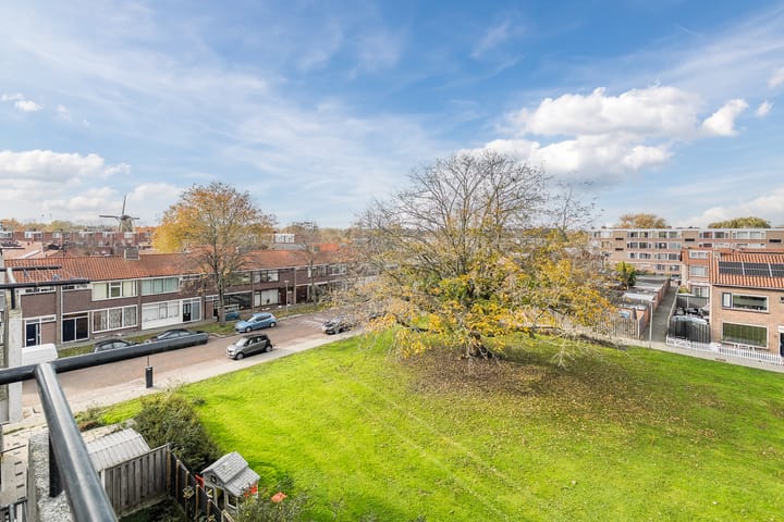 Photo 22 of Goudenregenstraat 27