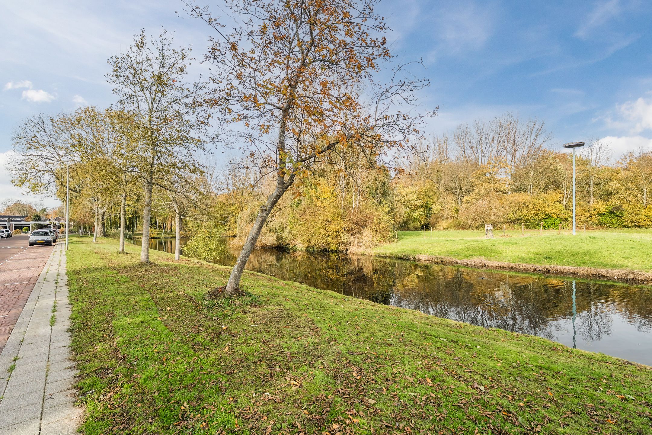 Foto 24 van Goudenregenstraat 27