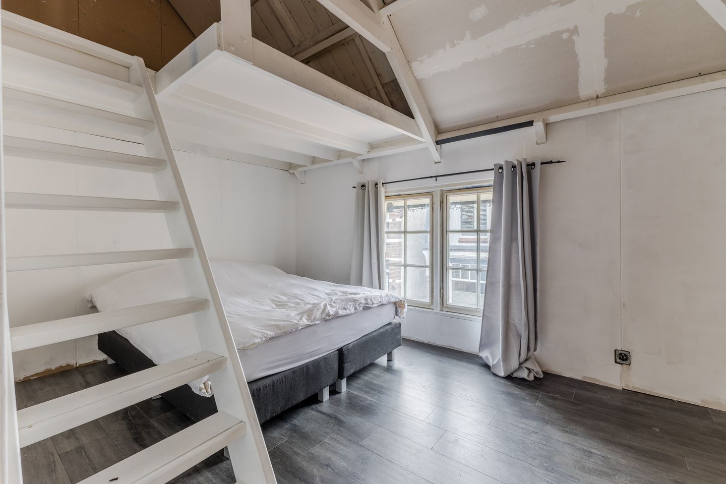 Photo 20 of Krommenieërweg 288