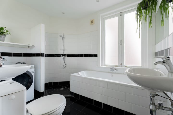 Foto 16 van Jan van Galenstraat 111-C