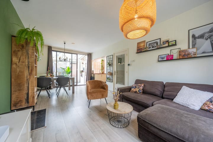 Photo 7 of Meidoornlaan 16