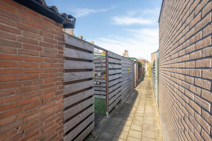 Photo 35 of Meidoornlaan 16