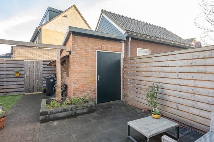 Photo 37 of Meidoornlaan 16