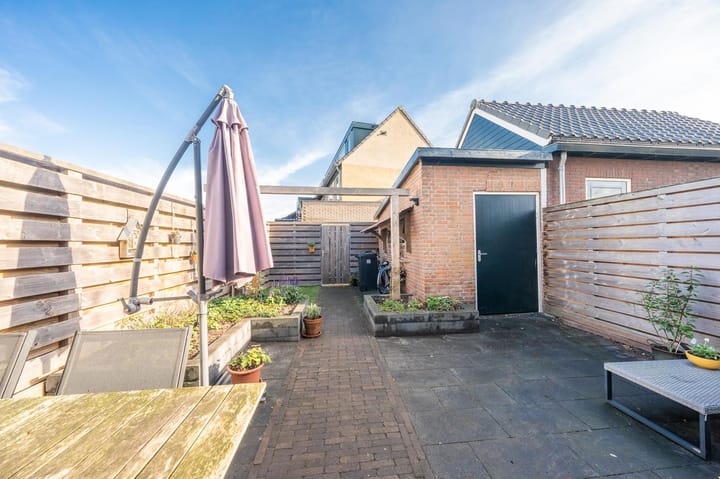 Photo 39 of Meidoornlaan 16