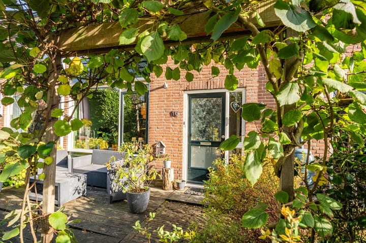 Photo 42 of Meidoornlaan 16