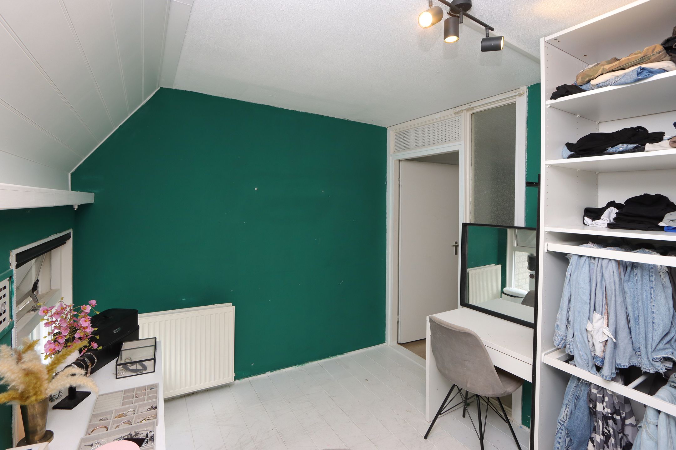 Photo 27 of De Landauer 30