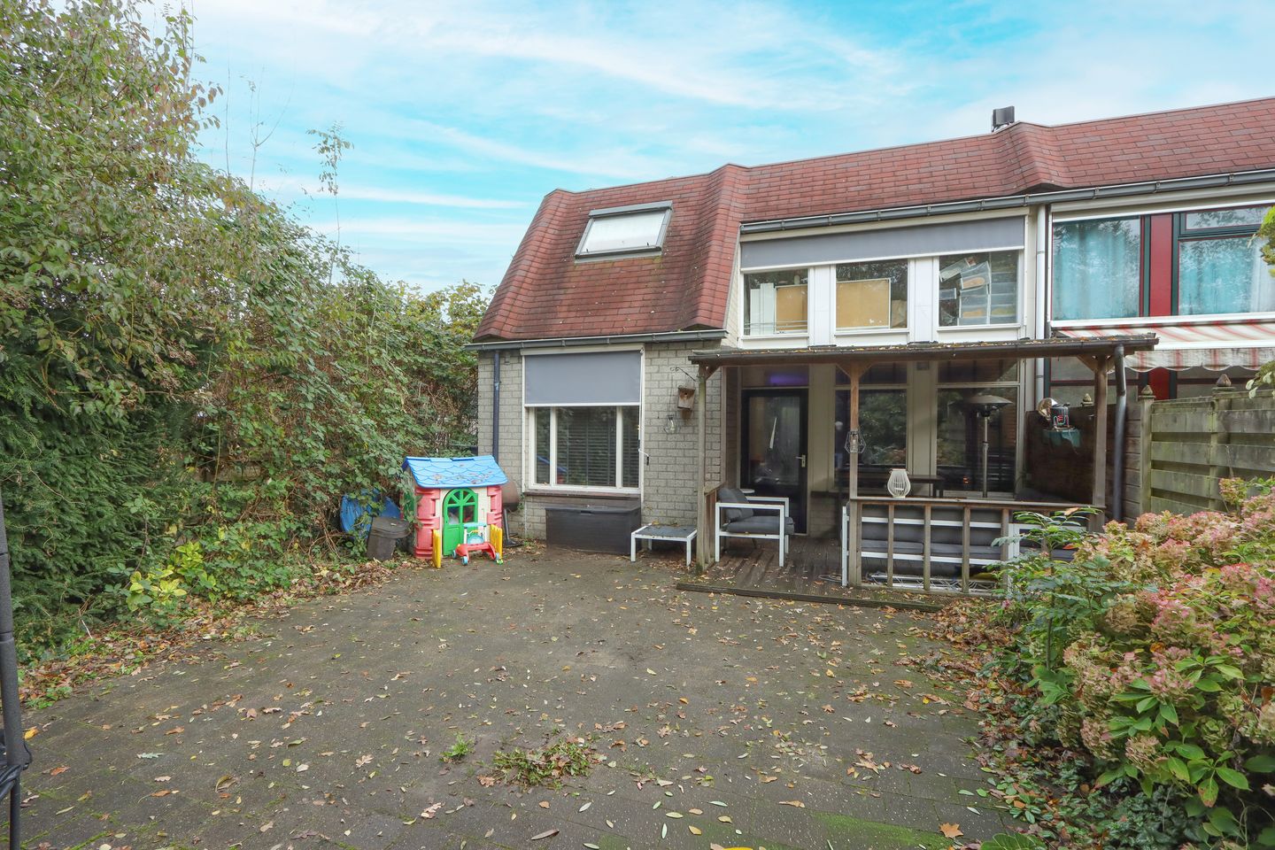 Photo 34 of De Landauer 30