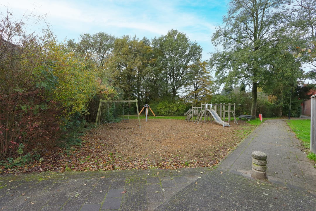 Photo 38 of De Landauer 30