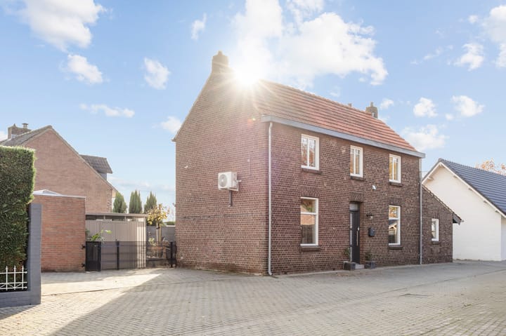 Photo 5 of Roterweg 1