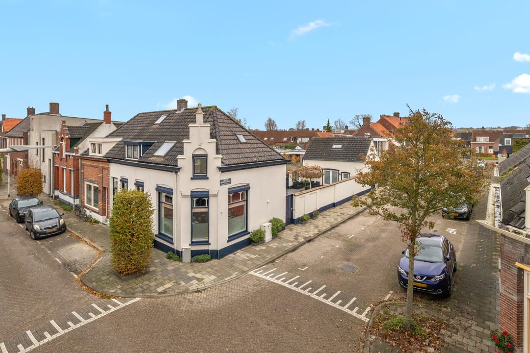 Foto 1 van Damstraat 8