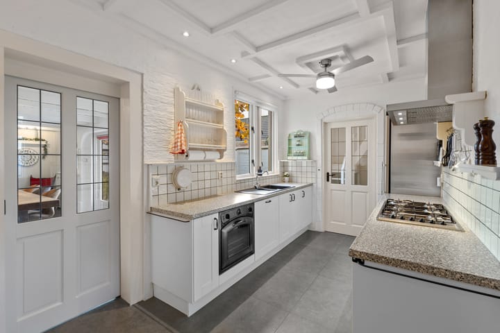 Foto 9 van Damstraat 8