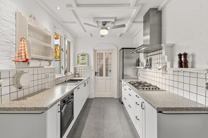 Foto 11 van Damstraat 8