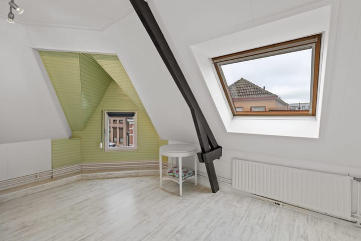 Foto 36 van Damstraat 8