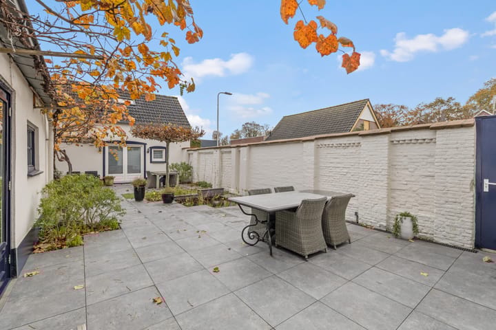 Foto 47 van Damstraat 8