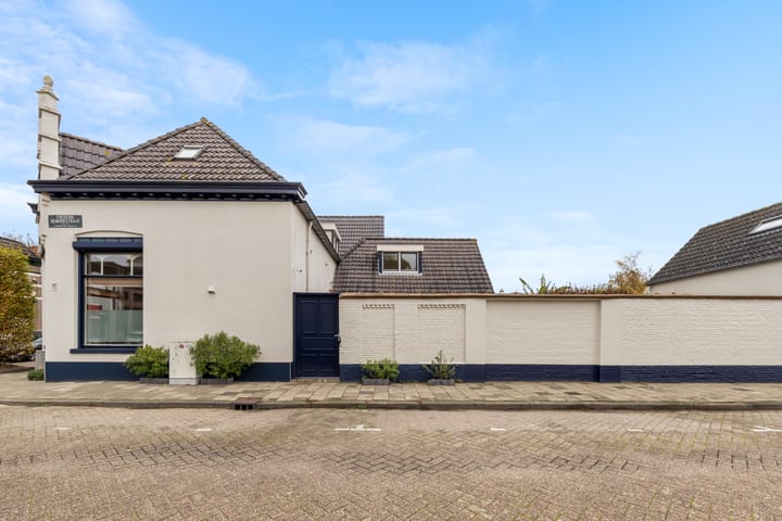 Foto 57 van Damstraat 8