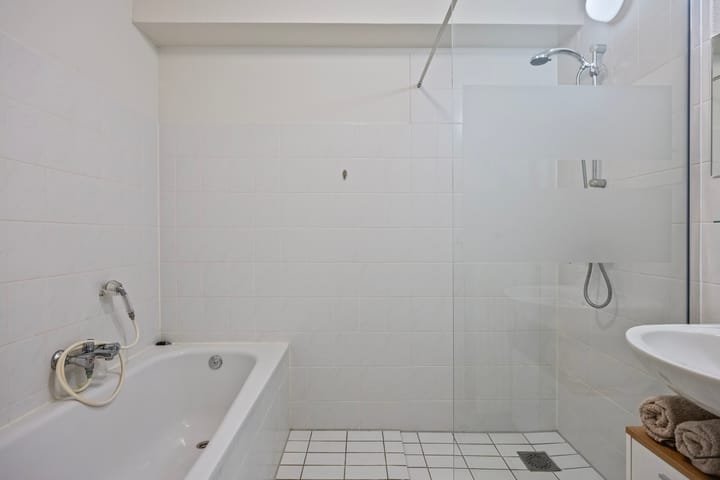 Foto 18 van Buitenbassinweg 665