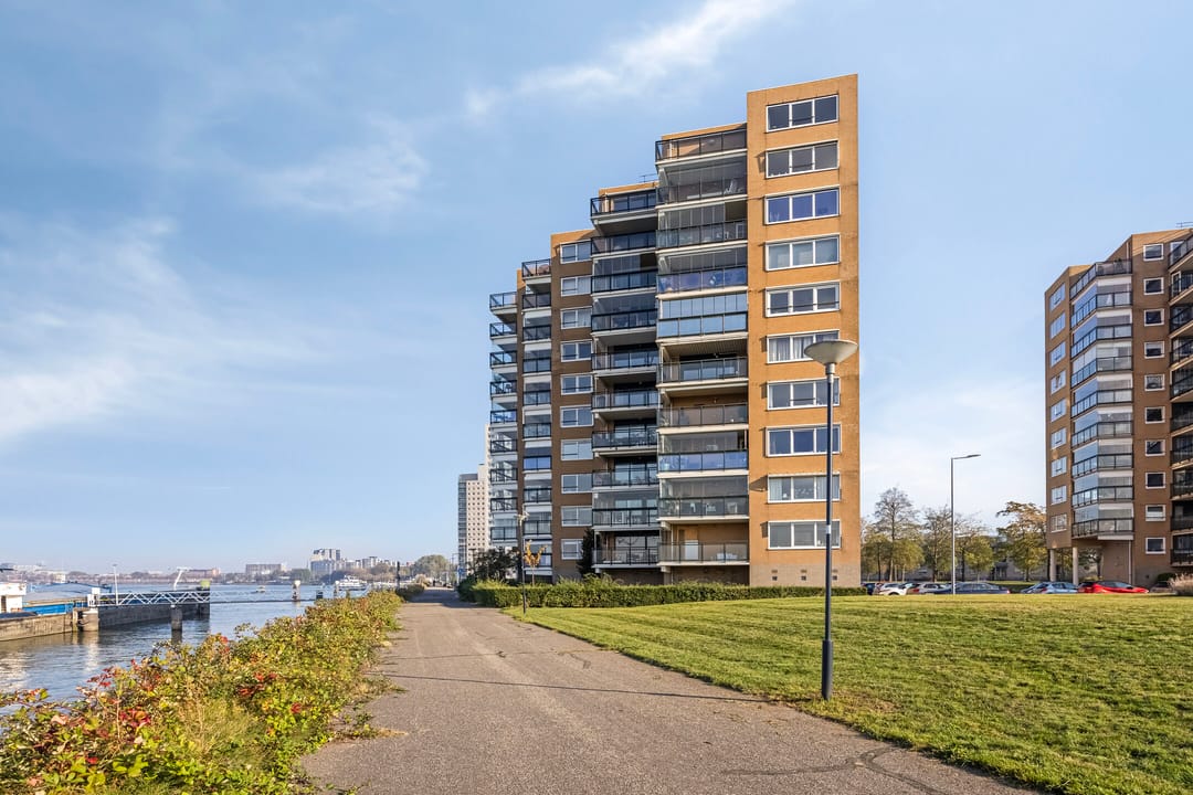 Photo 28 of Buitenbassinweg 665