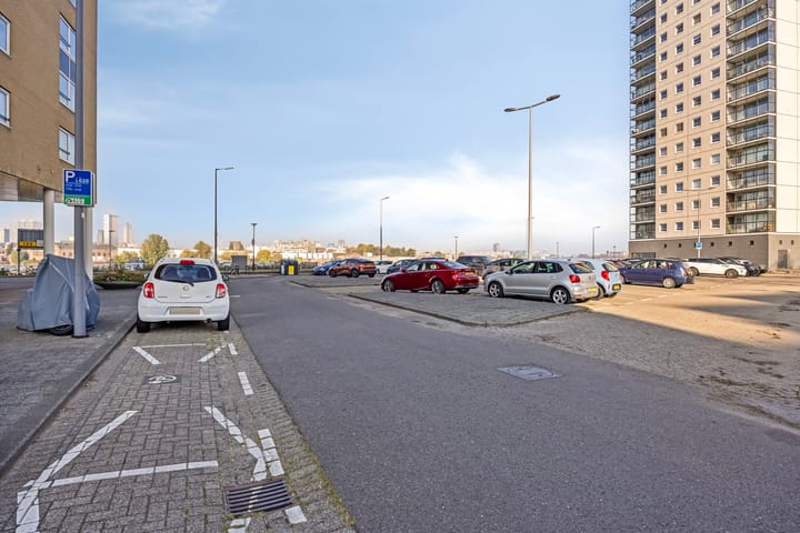 Foto 29 van Buitenbassinweg 665