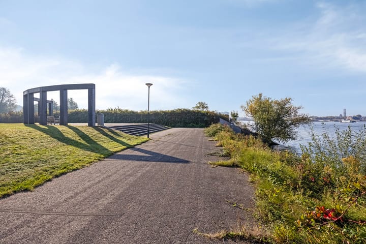 Foto 32 van Buitenbassinweg 665