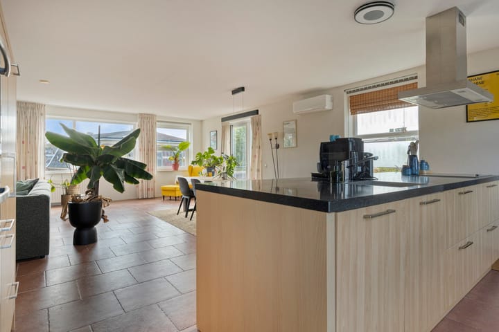 Photo 26 of Voortsweg 109-A