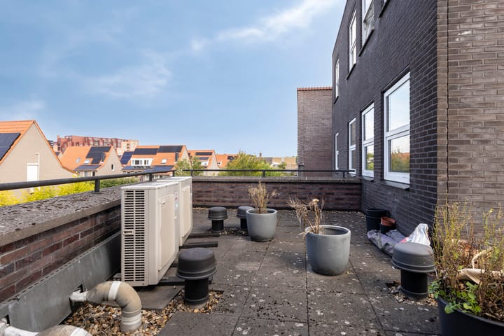 Photo 42 of Voortsweg 109-A