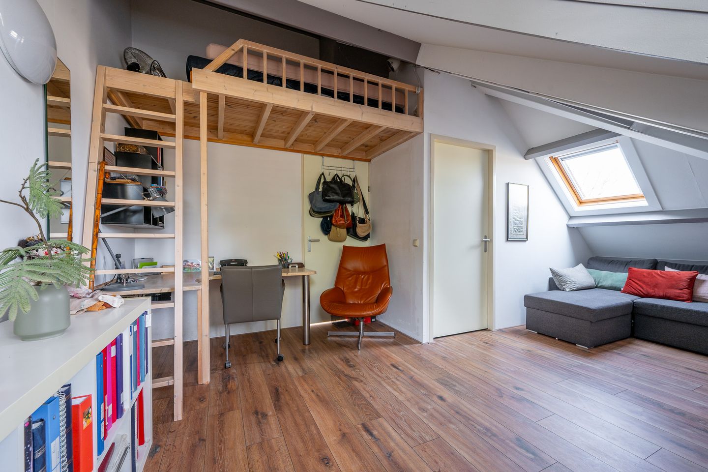 Foto 44 van Gerolaan 99