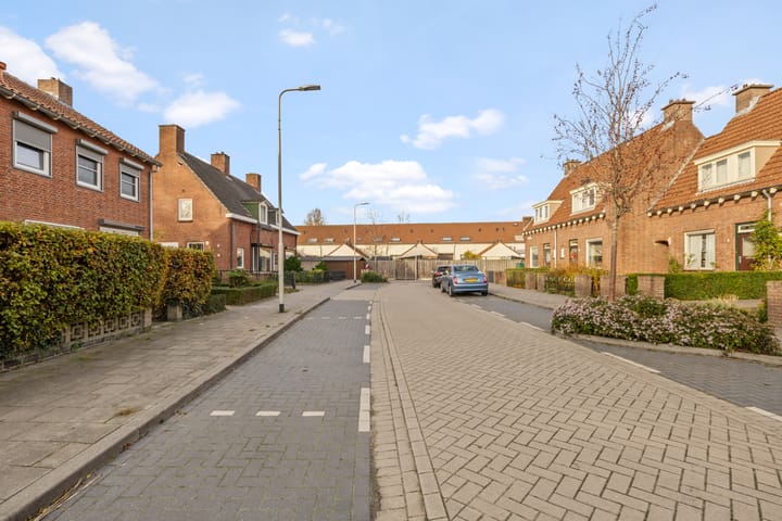 Foto 44 van Mauritsstraat 4