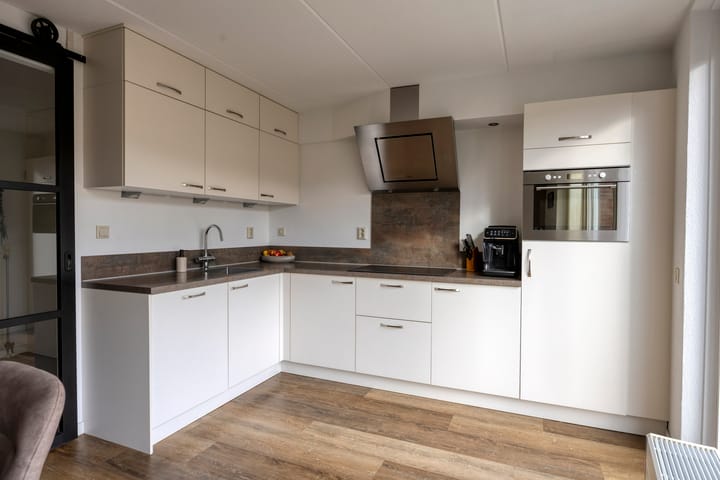 Photo 4 of Waterscheerling 29